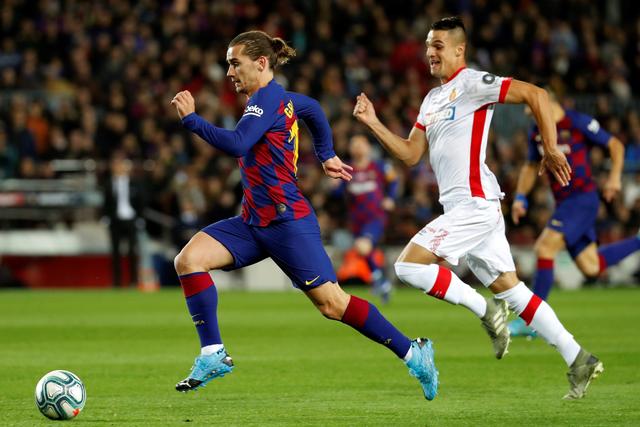 字母哥59+14雄鹿险胜活塞 魔术克步行者4连胜